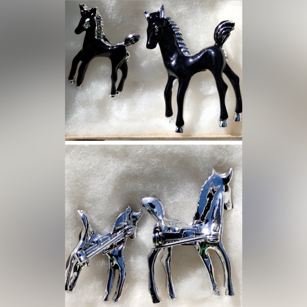 Vintage Pair of Black Enamel Horse Scatter Pins